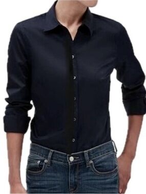 Banana Republic Women's Black Fitted Button-Down Shirt - Petite 2P